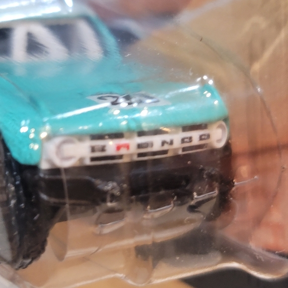 Hot Wheels Car CULTURE Ford Bronco R - Picture 5 of 5